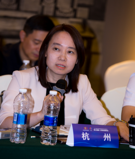 中国广电联合会移动电视宣传专业委员会第三届第一次常务理事会在重庆举行