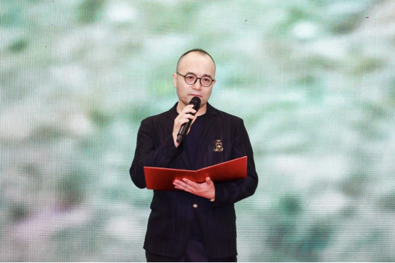中国广电联合会少年儿童演艺工作委员会开展“军魂永驻·爱满人间《小手牵大手爱心同行》”特别公益活动