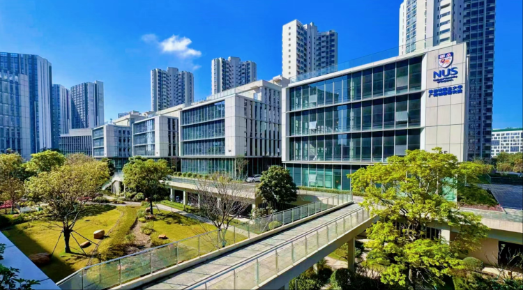 〈싱가포르 과학연구 발전 시사록〉 중국어판, 광저우 황푸서 발간_fororder_图片132324