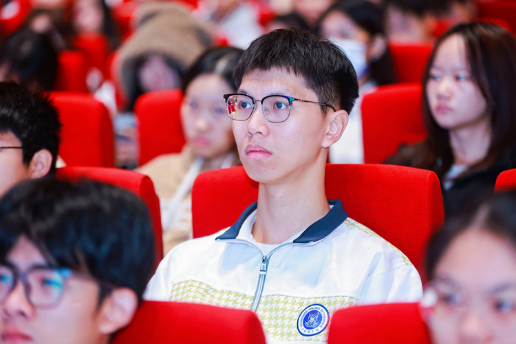 中国银行原副行长王永利做客“广商大讲堂” 深度解析数字货币发展的真相