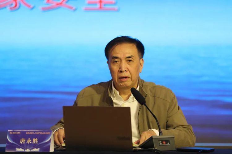 银川科技学院深入学习贯彻党的二十届三中全会精神暨国家安全教育融入大中小学思政课一体化教育教学主题研讨会举行