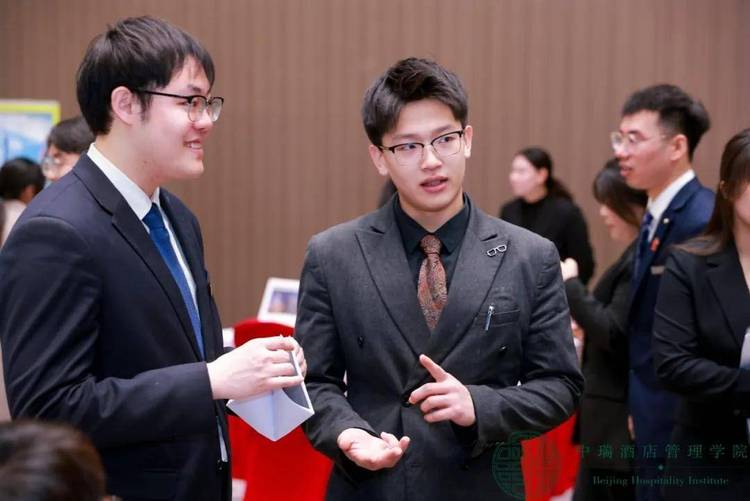 中瑞酒店管理学院管培生招聘月收官