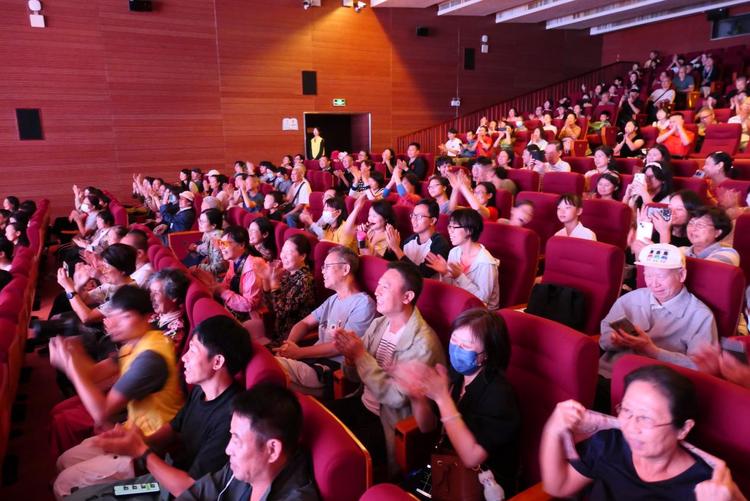 广州新华学院携手星海音乐学院举办法国经典剧目分享会