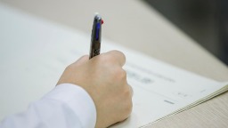 AI“一键生成”最优高考志愿？专家：盲目依赖恐有滑档风险