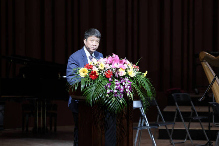 广西师范大学举行“美美与共·共生共荣”铸牢中华民族共同体意识新年交响音乐会