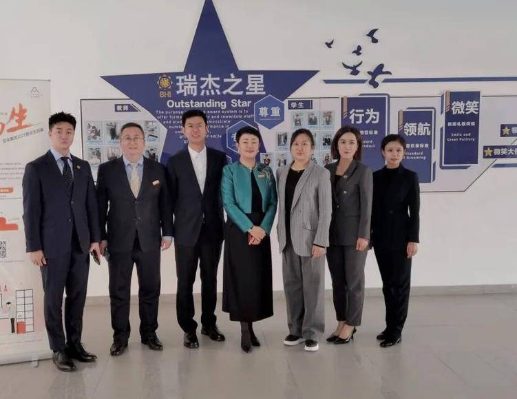 中瑞酒店管理学院管培生招聘月收官
