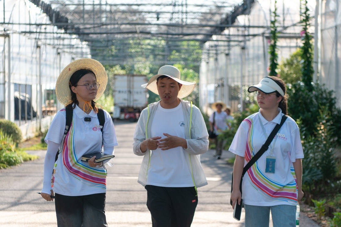 青春实践行：从稻田到花海 解码科技兴农与乡村振兴的活力密码_fororder_4