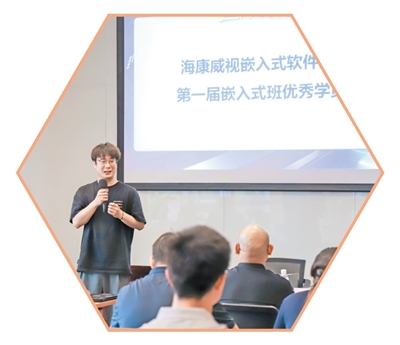 多措并举 积极拓展就业空间