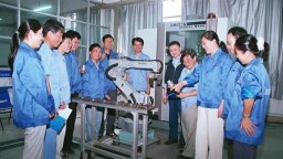 一本职教教材与“工业母机”同行的近30年