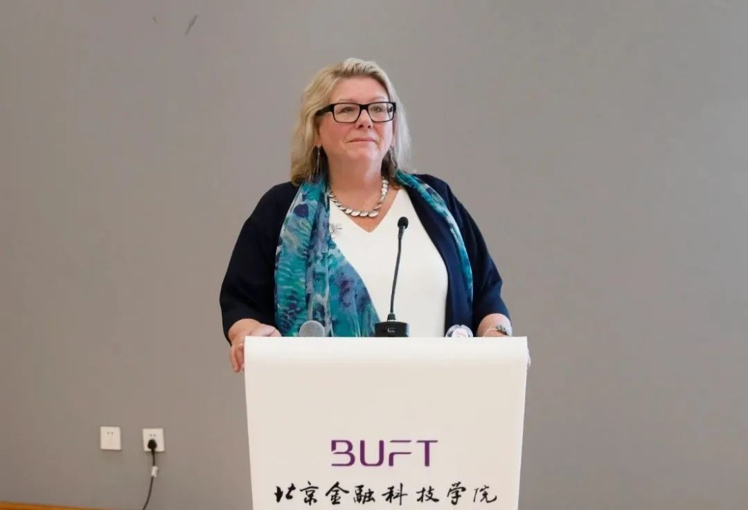 北京金融科技学院就业质量和升学率连续7年武书连排名榜双第一_fororder_7