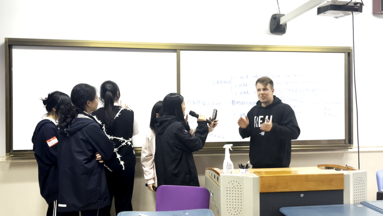 第十七届国际名校来了择校展丨上海凯文英领学校受邀出席 招生官一对一现场指导