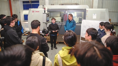 车间里的“大思政课”