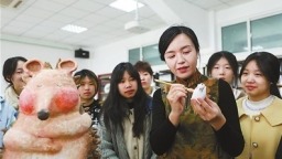 倾听指尖与陶土的对话