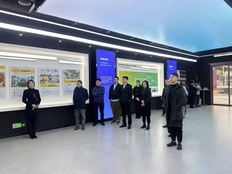 上财商学院MBA/EMBA走进产业园系列（四）上汽大众站——新能源汽车工厂的智能制造实践
