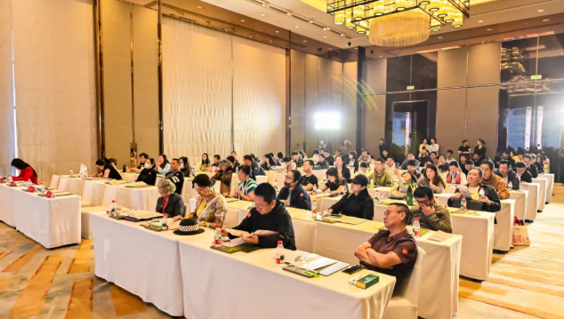 上海国际学校迎“换帅潮” 10.26择校展解升学困惑_fororder_上海国际学校1