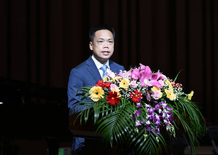 广西师范大学举行“美美与共·共生共荣”铸牢中华民族共同体意识新年交响音乐会