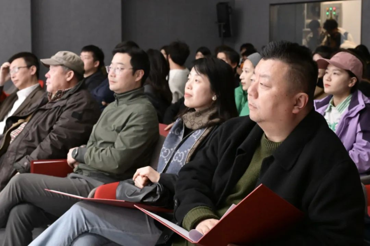 导演请指教·短片实验沙龙，在上海立达学院顺利开展_fororder_图片2