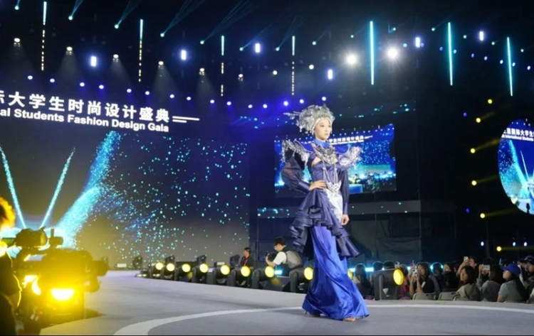 第十三届国际大学生时尚设计盛典在燕京理工学院举办 4.3万件作品共绘全球青年创意