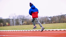 关爱学生心理健康从“体育每天2小时”做起_fororder_wechat_2025-10-30_095201_318