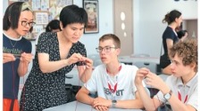 千名英国学子来华参加“中文培优”夏令营