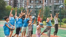 社区办起暑托班