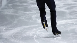 把冰雪转化为育人资源