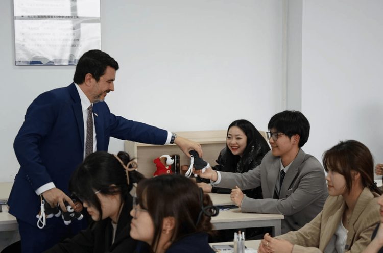 中瑞酒店管理学院|请进来：三所国际知名院校到访促合作