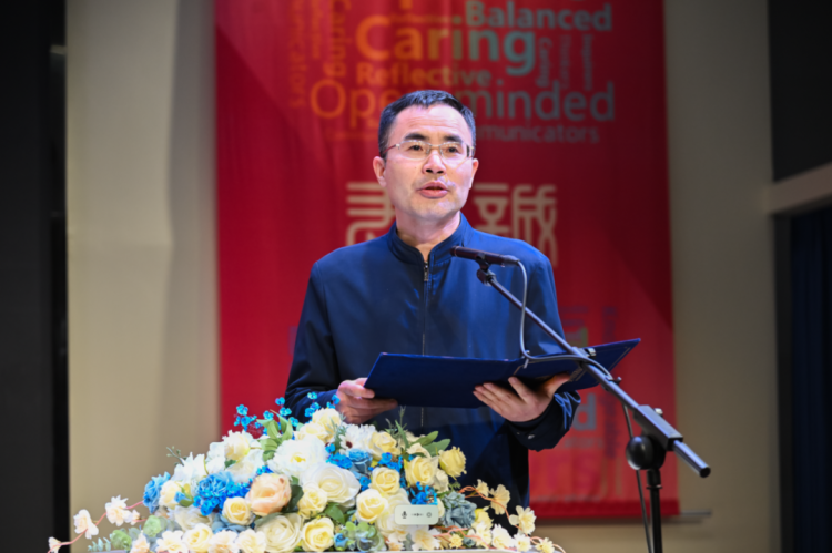 校园科技节上 君诚学子用科技点亮梦想_fororder_2