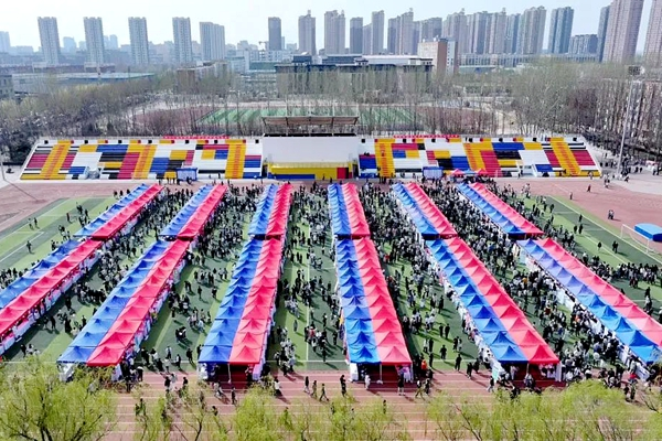 燕京理工学院举办春季大型校园招聘会，提供岗位万余个_fororder_yanjingligong1