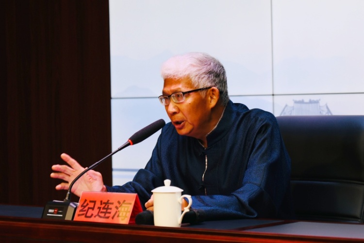 “以史为鉴·向海图强”主题讲座开讲_fororder_微信图片_2025-10-21_170108_581