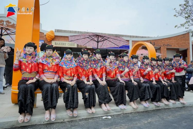 一站式打卡崇武古城惠女海韵休闲街区
