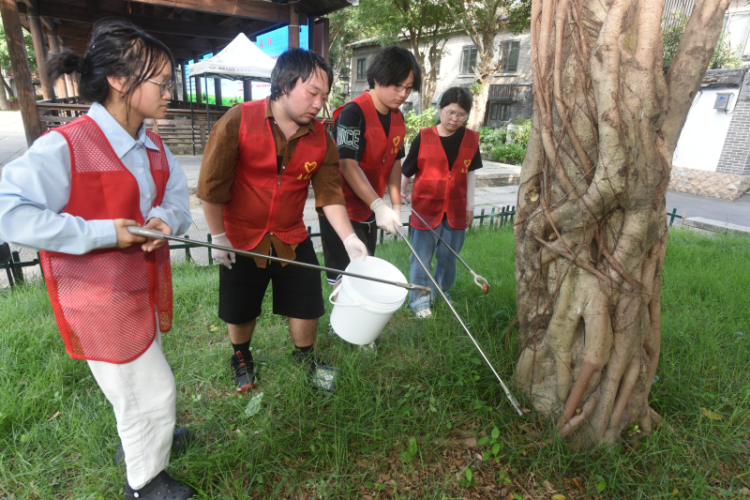 福建省集中灭除非洲大蜗牛志愿者行动启动仪式在福州举行_fororder_图片1
