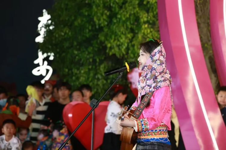一站式打卡崇武古城惠女海韵休闲街区