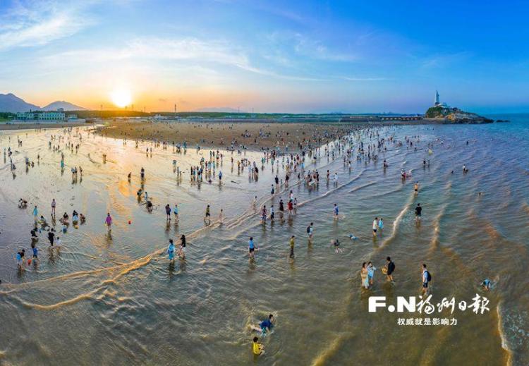 一湾活水满城欢 福州“亲水经济”带火暑期文旅消费