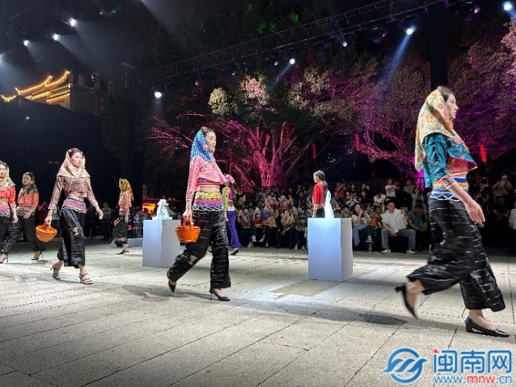 “惠聚时尚 文韵潮音”——2025惠安优品时尚大秀成功举办