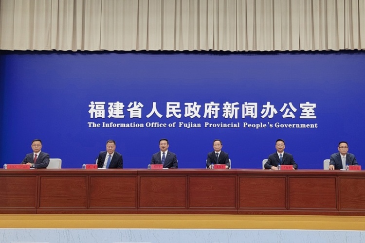 第二十四届“汉语桥”世界大学生中文比赛暨夏令营_fororder_微信图片_20250723143150
