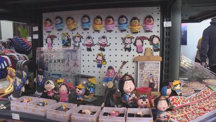 一站式打卡崇武古城惠女海韵休闲街区