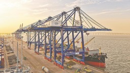 泉州石湖港区“开门红” 1月业务吞吐量比增近七成