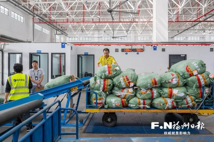 福州：搭建开放大平台 打造招商强磁场