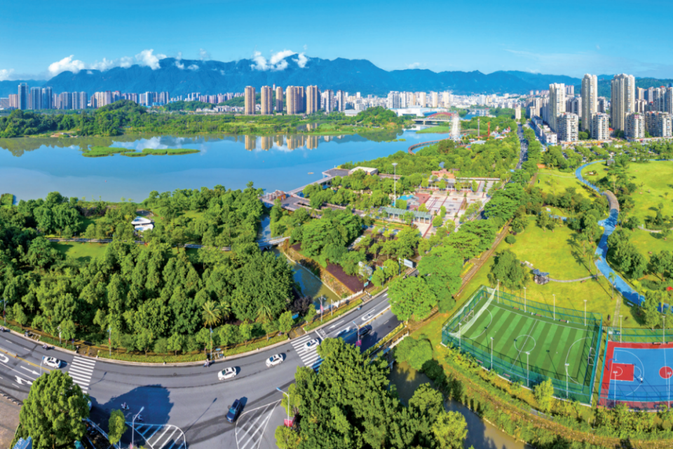 宁德市高位推进现代海湾城市建设_fororder_ScreenShot_2025-10-15_103246_091