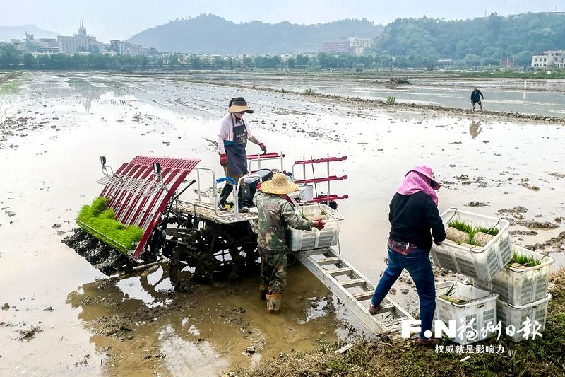福州罗源落实惠农举措 织密春耕保障网