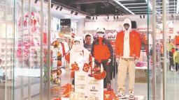 瞄准冬日消费市场 泉州鞋服品牌开足马力