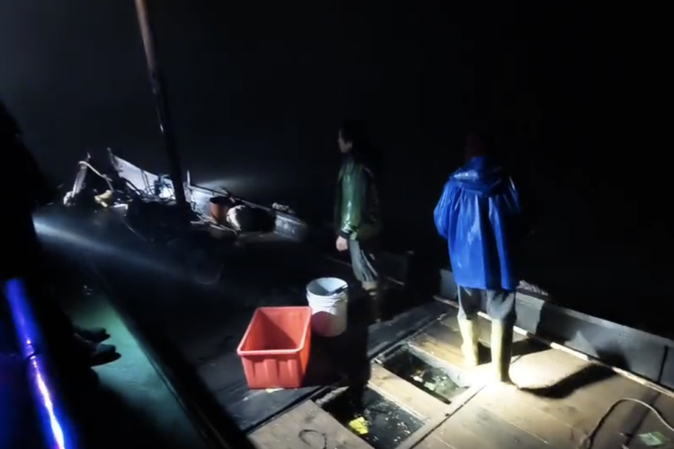 宁德海警成功救援2艘迷航被困船舶_fororder_图片1