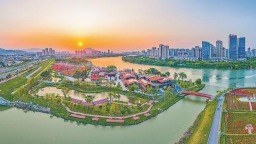 漳州：碧水蝶变 映照“龙江岁月”