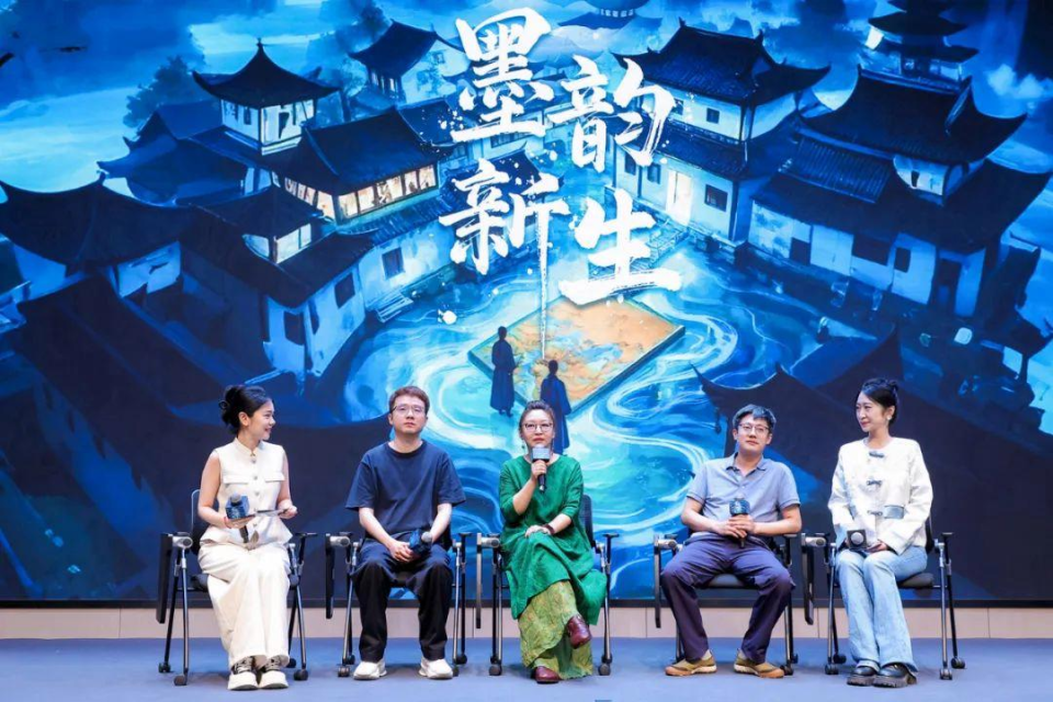 Advance Screening of Mini Series Revival of the Painted Legacy Held in Beijing Ahead of Official Release_fororder_图片1