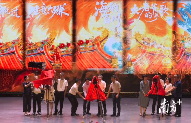 【Mini Series News Pulse】Mini Series Lai Chong Qing, Kan Nan An (Visit Chongqing, Visit Nan'an) Premieres on October 11_fororder_37d4e10f2ee64488a28175f4aea5ae18_batchwm
