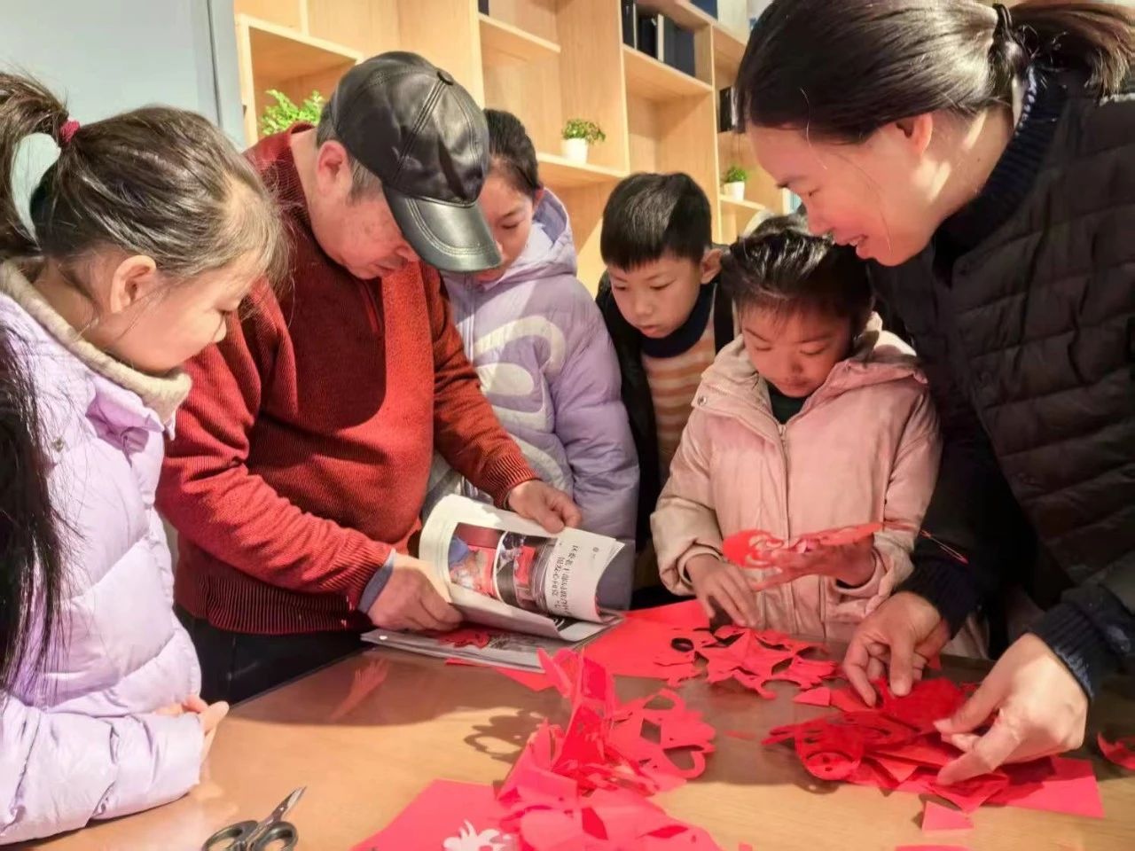 江西省图书馆：书香年味共贺新春