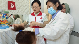 突尼斯加贝斯地区举办首次中国义诊