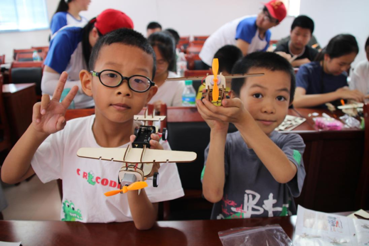 江西飞行学院文法学院：童心港湾燃星火 “三下乡”中展担当_fororder_图片10