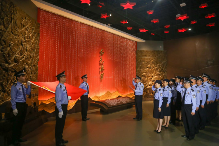 南昌市中级人民法院司法警察支队：传承红色基因 筑牢忠诚警魂_fororder_图片1